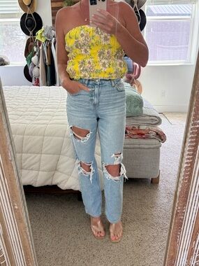 American Eagle Outfitters Light Blue Distressed Boyfriend Jeans
